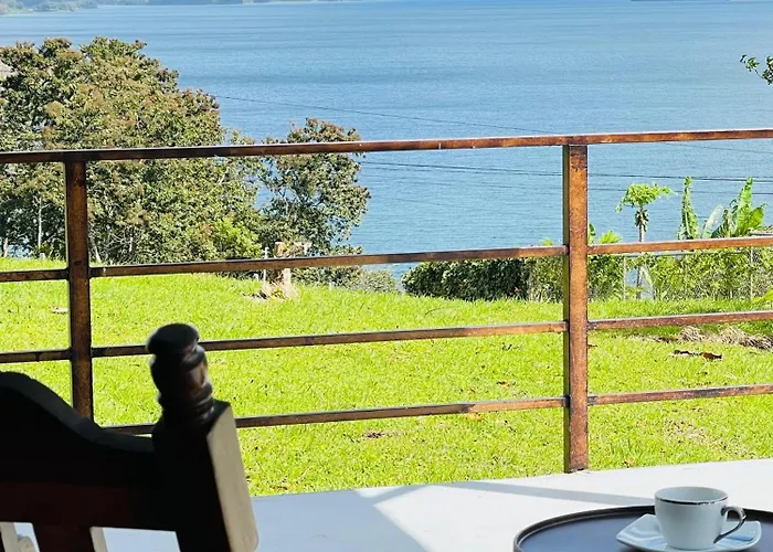 Loma Vista Nuevo Arenal