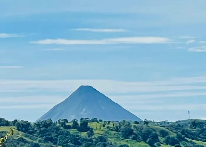 Loma Vista * Nuevo Arenal